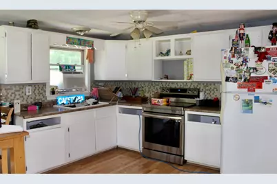 8 Howard George Ct, Salisbury, MA 01952 - Photo 2