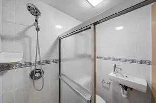 103 London St, Boston, MA 02128 - Photo 28
