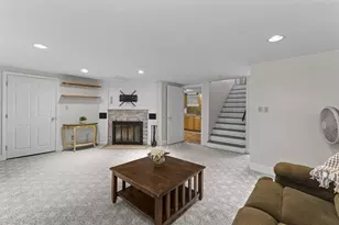 7 Simond St, Auburn, MA 01501 - Photo 14