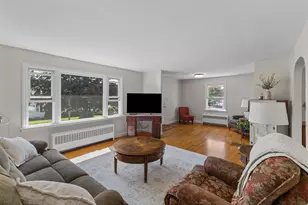 7 Simond St, Auburn, MA 01501 - Photo 6