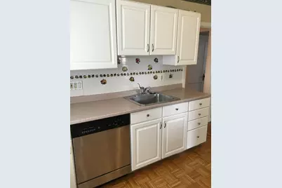 29 Chetwynd Rd #1, Somerville, MA 02144 - Photo 1