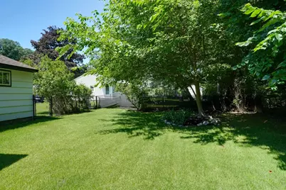 20 Ledgewood Dr, Burlington, MA 01803 - Photo 18
