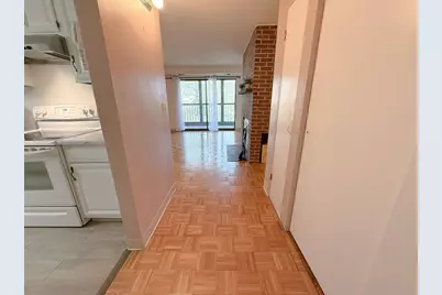1580 Massachusetts #5G, Cambridge, MA 02138 - Photo 8