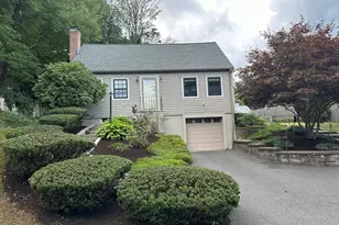13 Winslow Rd, Sharon, MA 02067 - Photo 2