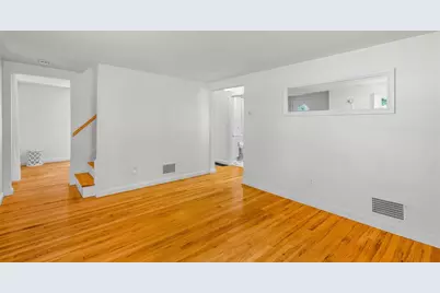 567 Poplar Street, Boston, MA 02131 - Photo 18