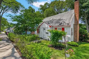 567 Poplar St, Boston, MA 02131 - Photo 4