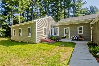 6 Joan St, Wilbraham, MA 01095 - Photo 4