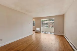 68 Preston St, Wakefield, MA 01880 - Photo 2