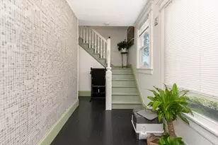 76 Acushnet Ave, Springfield, MA 01105 - Photo 14