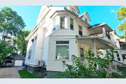 76 Acushnet Ave, Springfield, MA 01105 - Photo 4