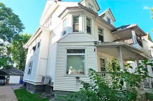 76 Acushnet Ave, Springfield, MA 01105 - Photo 4