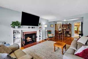 72 Powers Rd, Holden, MA 01520 - Photo 4