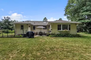 72 Powers Rd, Holden, MA 01520 - Photo 24