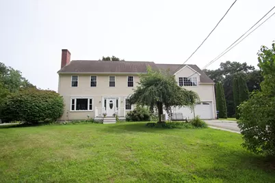 4 Williams Rd, Sturbridge, MA 01566 - Photo 2