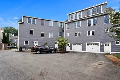 34 Beckford St #D, Beverly, MA 01915 - Photo 34