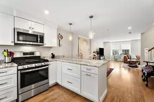 34 Beckford St, Beverly, MA 01915 - Photo 8