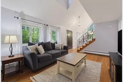 62 Miller St, Franklin, MA 02038 - Photo 6