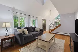 62 Miller St, Franklin, MA 02038 - Photo 6