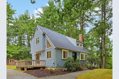 62 Miller St, Franklin, MA 02038 - Photo 1
