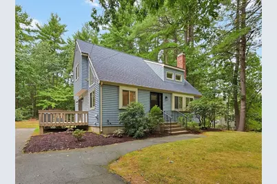 62 Miller St, Franklin, MA 02038 - Photo 2