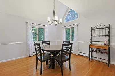 62 Miller St, Franklin, MA 02038 - Photo 12