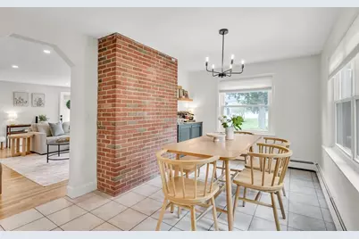 30 Linda Ave, Framingham, MA 01701 - Photo 8