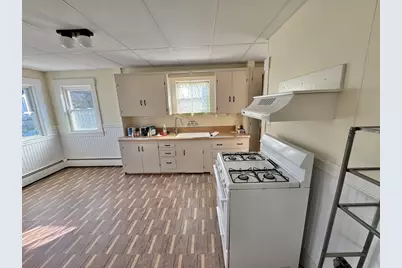 262 Oak Hill Rd #1R, Fitchburg, MA 01420 - Photo 6