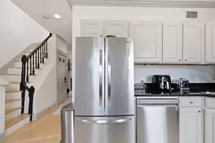 255 Gold St, Boston, MA 02127 - Photo 6