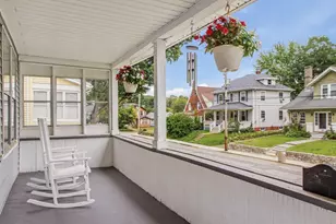 51 Francis Ave, Holyoke, MA 01040 - Photo 6