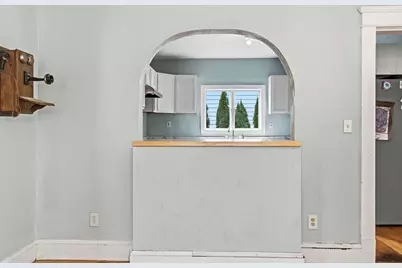 51 Francis Ave, Holyoke, MA 01040 - Photo 14
