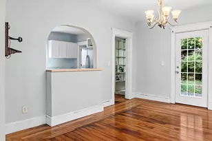 51 Francis Ave, Holyoke, MA 01040 - Photo 12