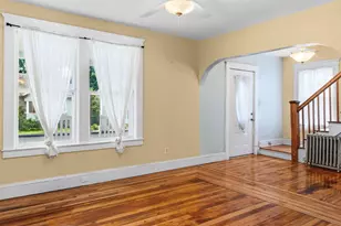 51 Francis Ave, Holyoke, MA 01040 - Photo 8