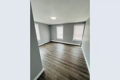 19 Myrtle Ave, Webster, MA 01570 - Photo 10