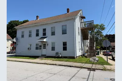19 Myrtle Ave, Webster, MA 01570 - Photo 2