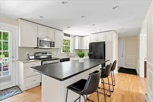 9 Catherine Ave, Franklin, MA 02038 - Photo 8