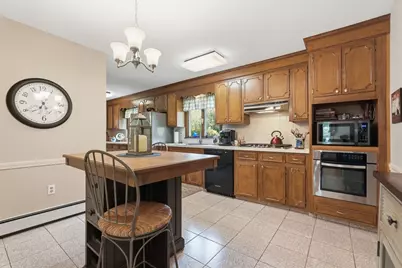 22 Williston Dr, Longmeadow, MA 01106 - Photo 12
