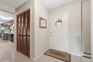 22 Williston Dr, Longmeadow, MA 01106 - Photo 4