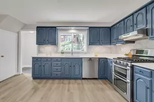 5 Maple St, Lexington, MA 02420 - Photo 8
