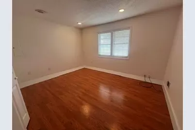 52 Smoke Rise Cir, Swansea, MA 02777 - Photo 10