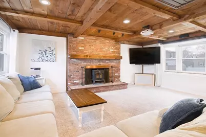 11 Old Farm Rd, Beverly, MA 01915 - Photo 12