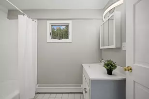 5 Elm St, Upton, MA 01568 - Photo 24