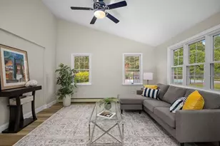 5 Elm St, Upton, MA 01568 - Photo 8