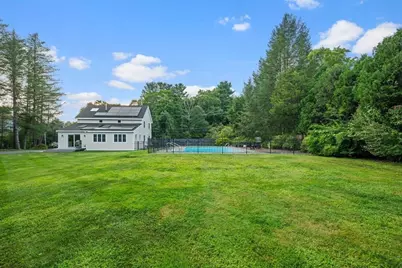5 Elm Street, Upton, MA 01568 - Photo 2
