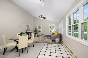 5 Elm St, Upton, MA 01568 - Photo 14