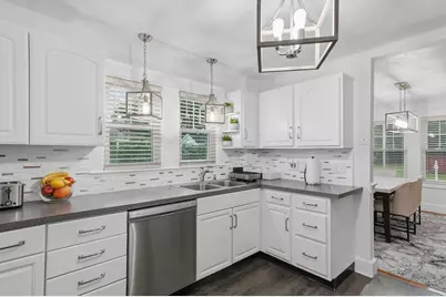 101 Pleasant St, Tewksbury, MA 01876 - Photo 20