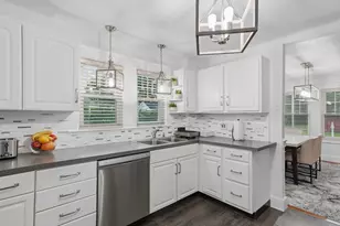 101 Pleasant St, Tewksbury, MA 01876 - Photo 20