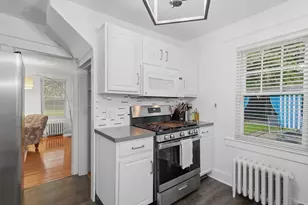 101 Pleasant St, Tewksbury, MA 01876 - Photo 18