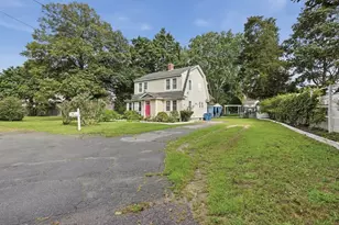 101 Pleasant St, Tewksbury, MA 01876 - Photo 2