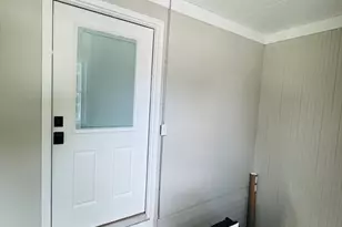 318-320 Goodwin St, Springfield, MA 01151 - Photo 14