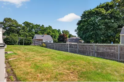 165 Swansom Rd, Swansea, MA 02777 - Photo 6